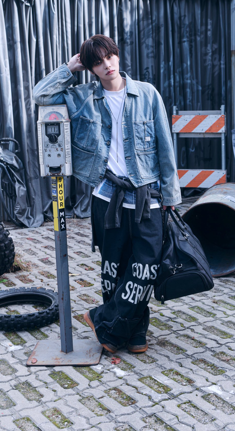 Fan-made special wallpaper for Lee Leo (ALPHA DRIVE ONE)