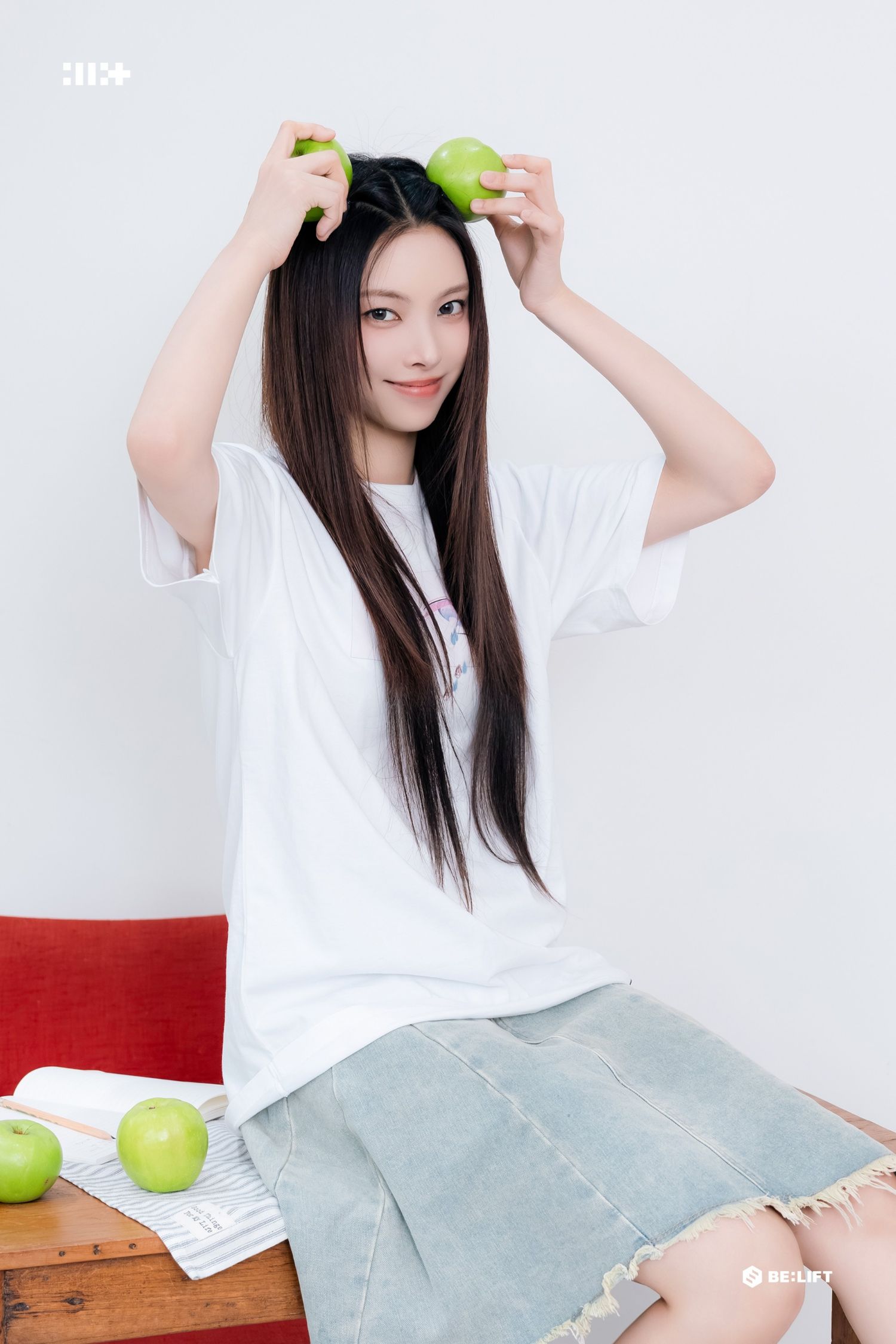 Latest photo of Yunah (ILLIT)