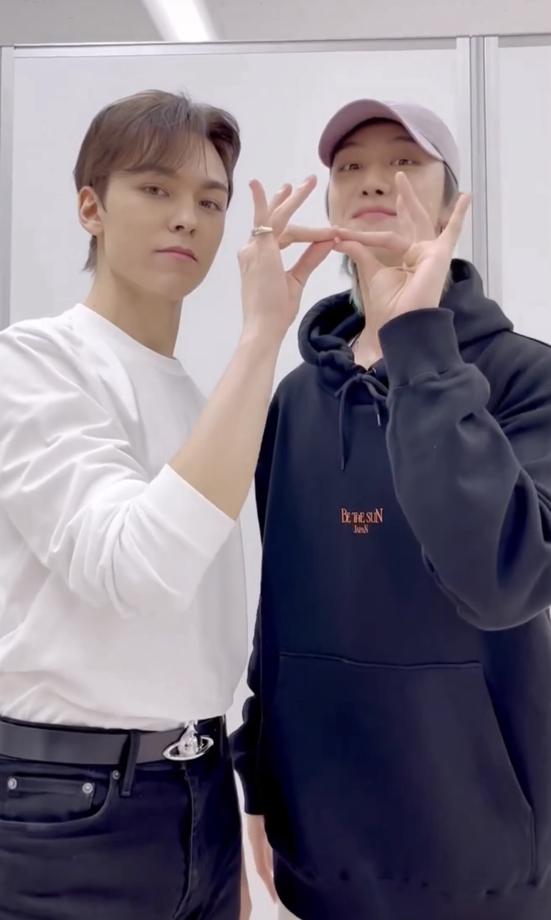 Latest photo of Vernon (SEVENTEEN)