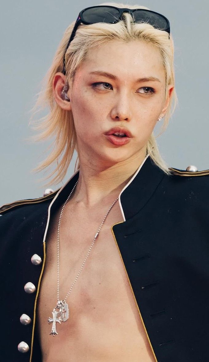 Today's most popular wallpaper in the Felix (Stray Kids) community
