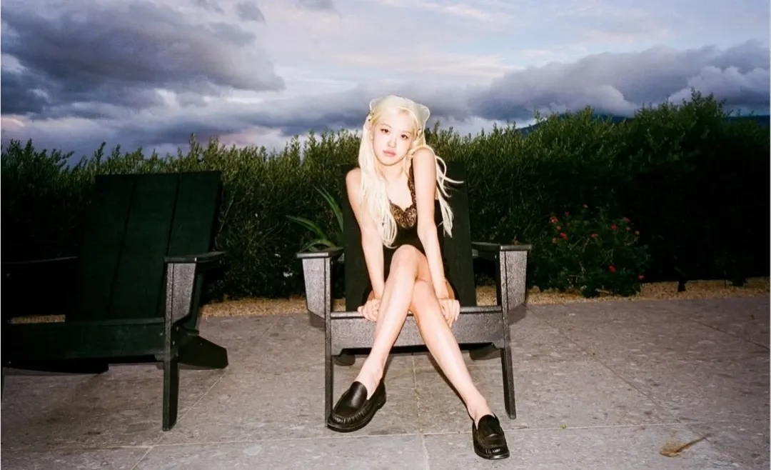 로제 (BLACKPINK)의 비하인드 컷