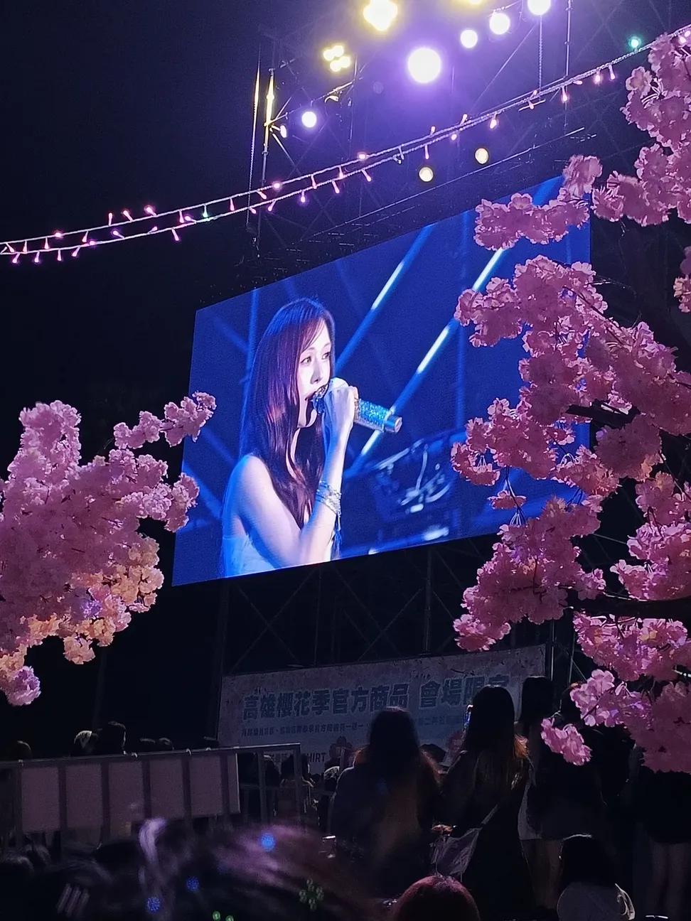 Behind-the-scenes cut of Wendy (Red Velvet)