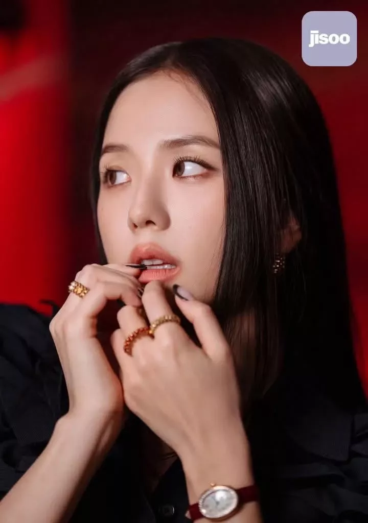 Behind-the-scenes cut of Jisoo (BLACKPINK)