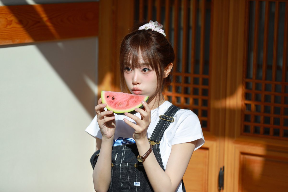 Recent activity shot of Choi Yena