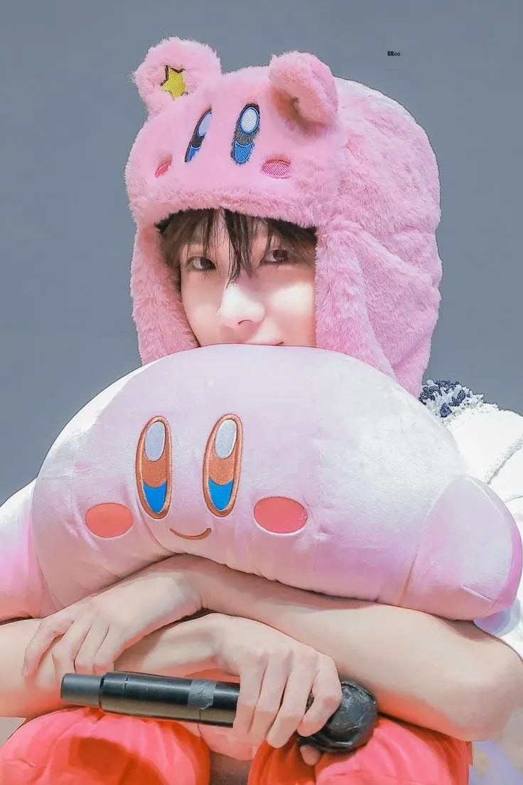 Behind-the-scenes cut of Woonhak (BOYNEXTDOOR)