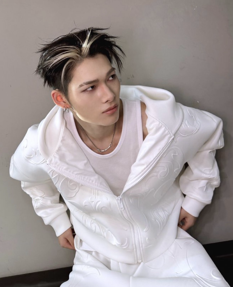 NI-KI (ENHYPEN)的最新照片