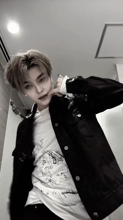 Fan-made special wallpaper for He Xinlong (ALPHA DRIVE ONE)