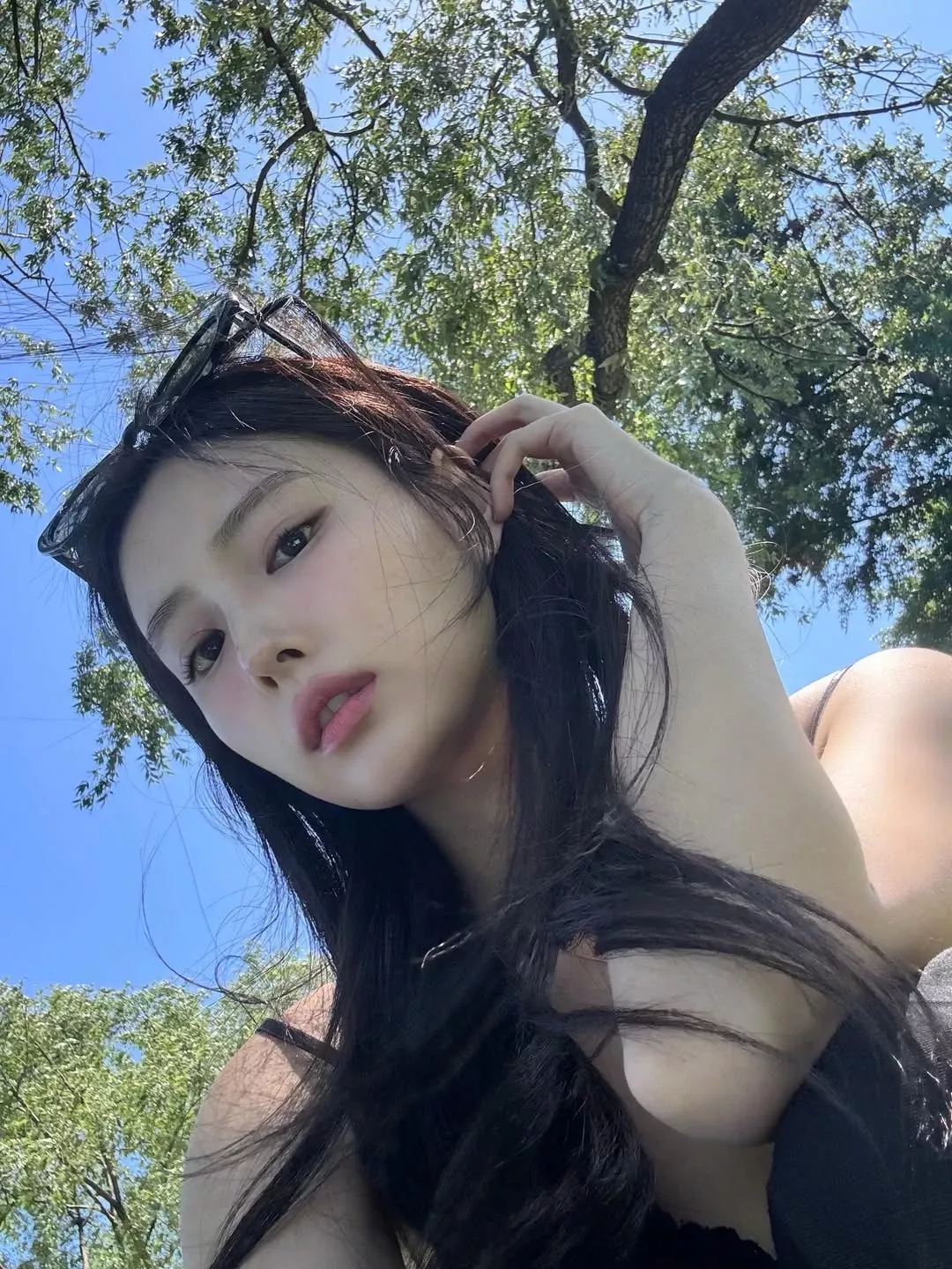 Latest photo of Kang Hyewon