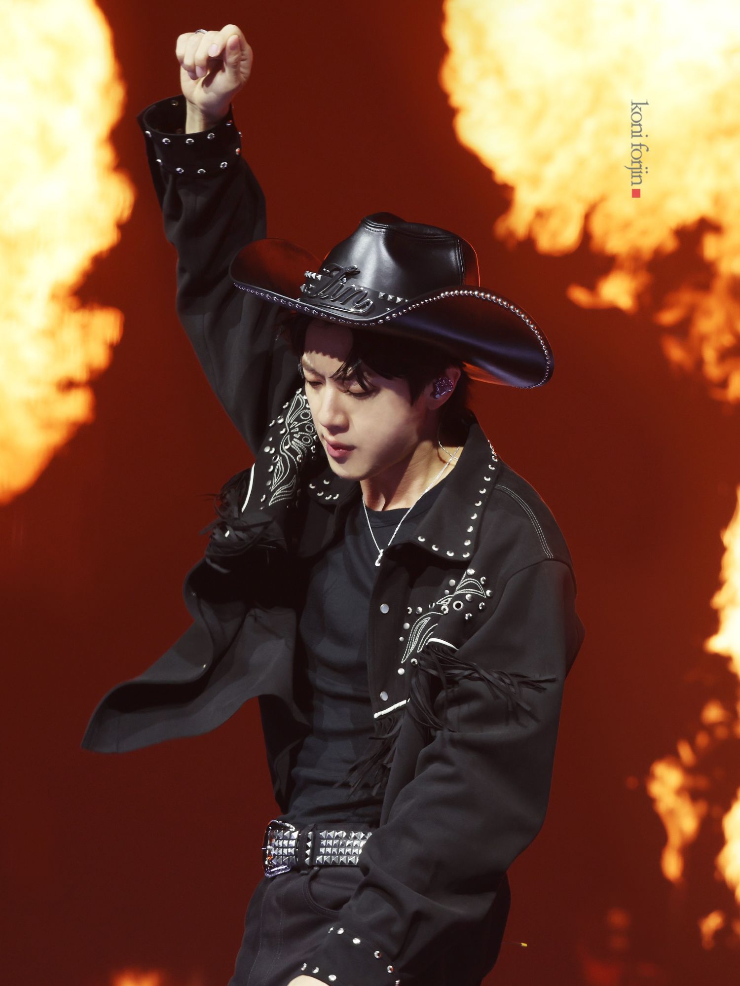 Foto terbaru Jin (BTS)