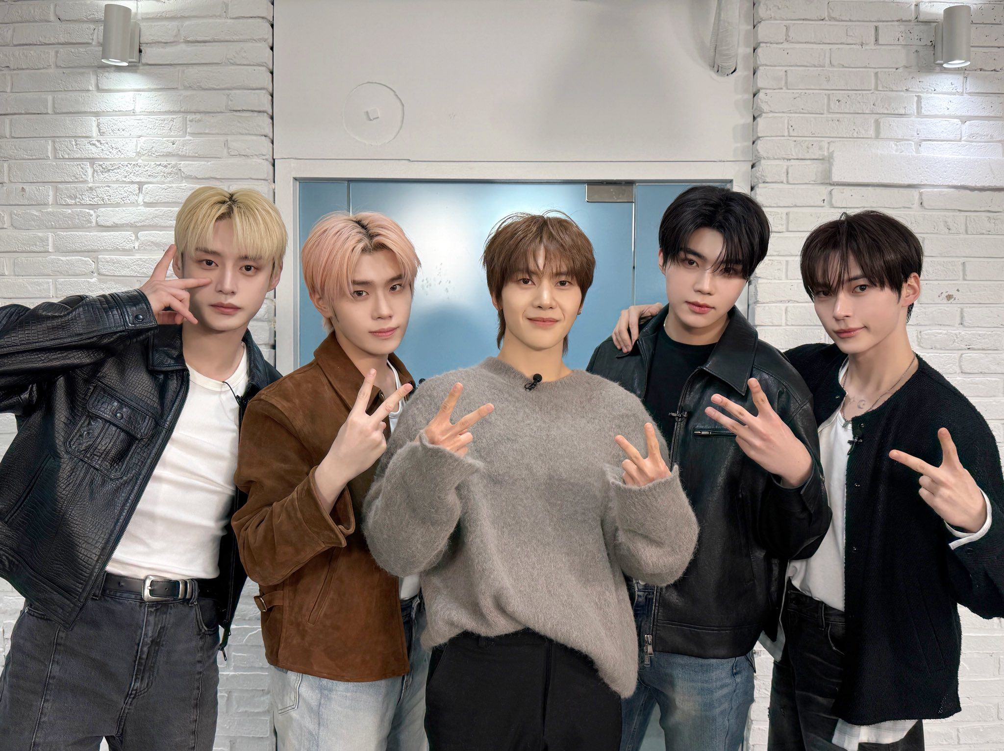 Behind-the-scenes cut of ZEROBASEONE