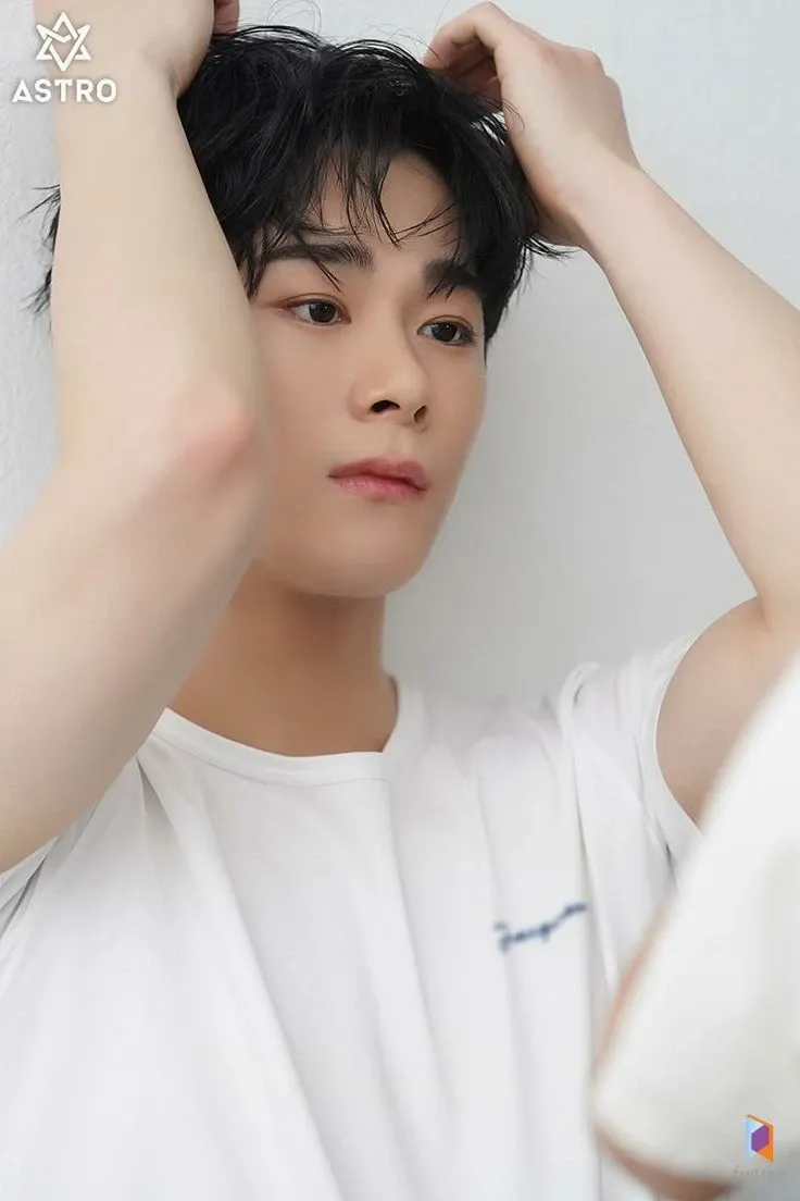 Recent activity shot of Moonbin (ASTRO)