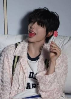 K-POP posts beloved by 자유게시판 fans