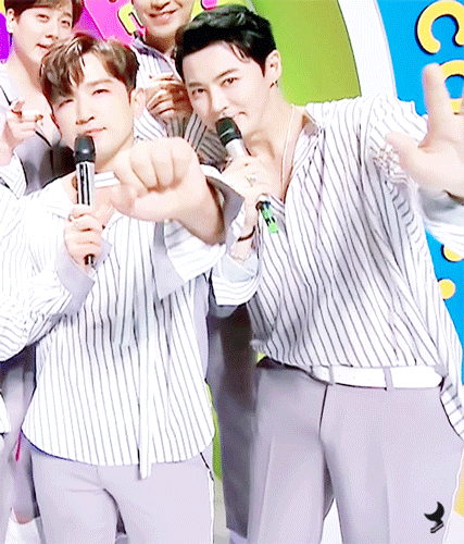 Behind-the-scenes cut of SHINHWA