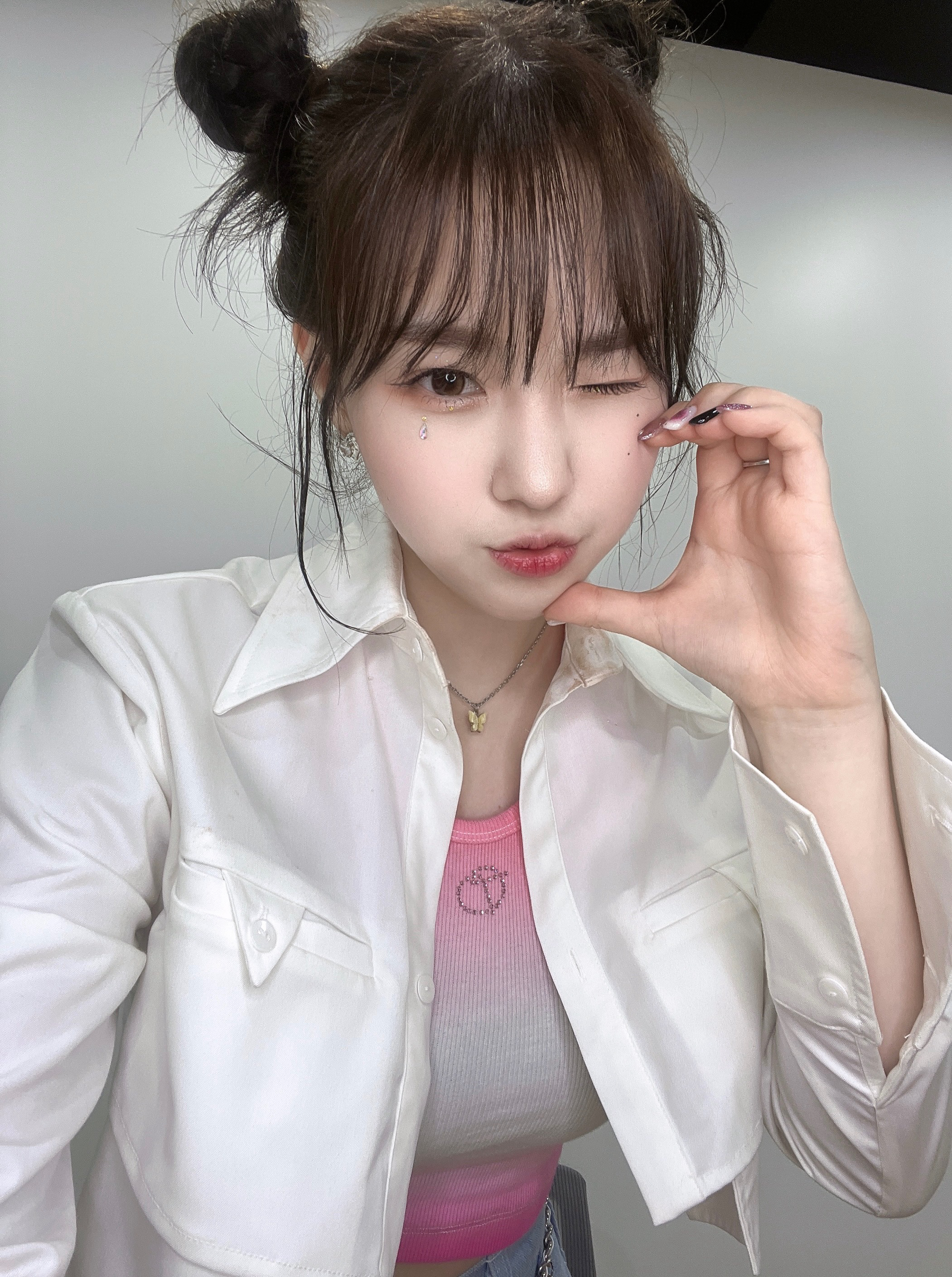 キム・チェヒョン (Kep1er)の舞台裏ショット