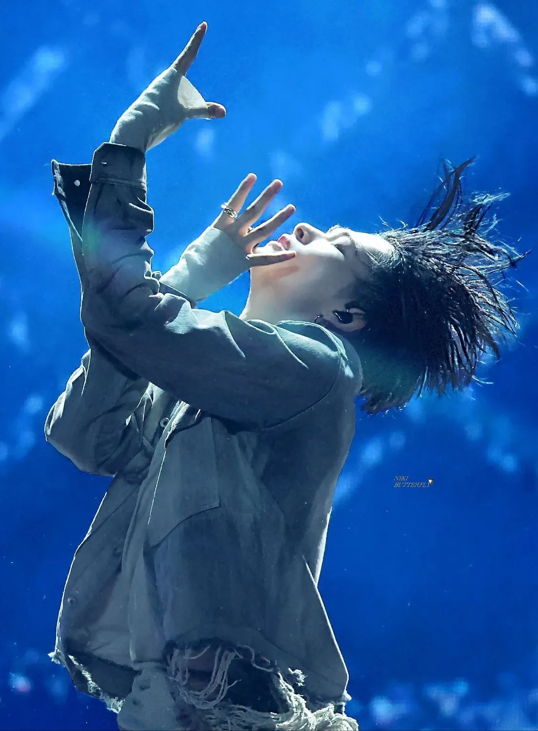 Foto terbaru NI-KI (ENHYPEN)