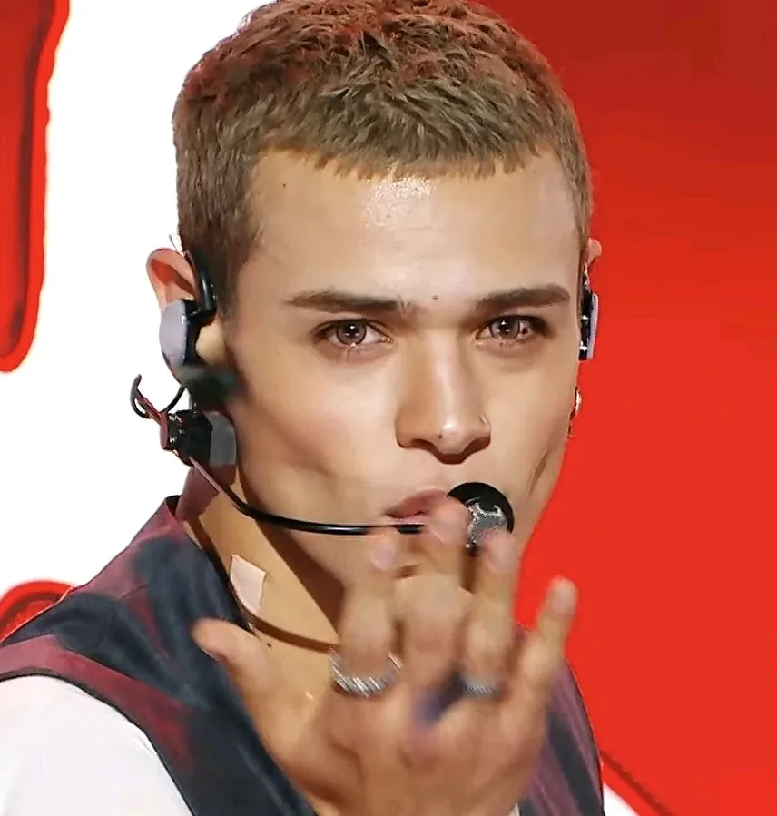 Latest photo of Drew (SANTOS BRAVOS)