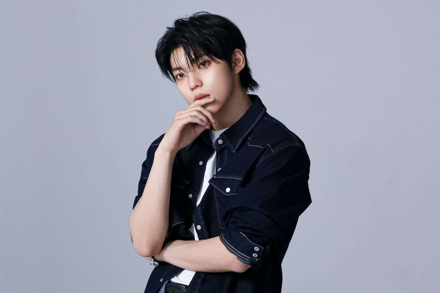 Behind-the-scenes cut of Yeontae (YUHZ)