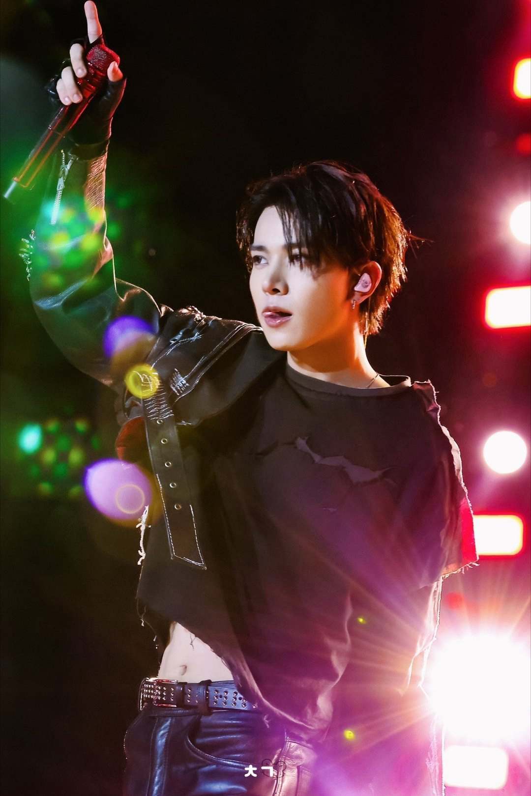 Latest photo of Heeseung