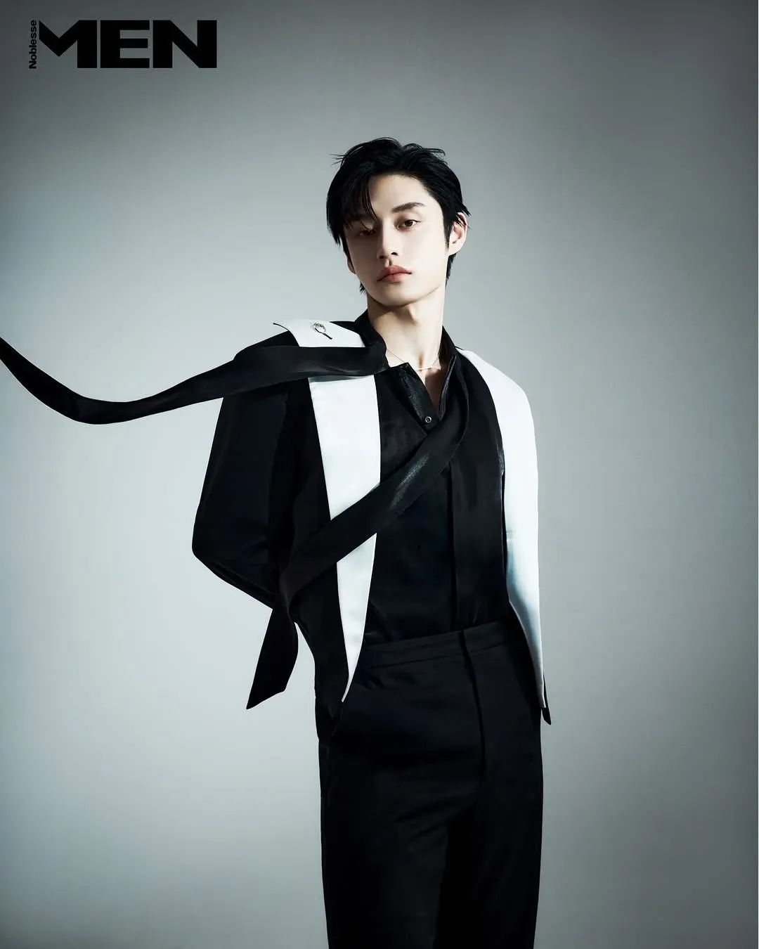 A moment captured by Kim Jiwoong (ZEROBASEONE)'s fan