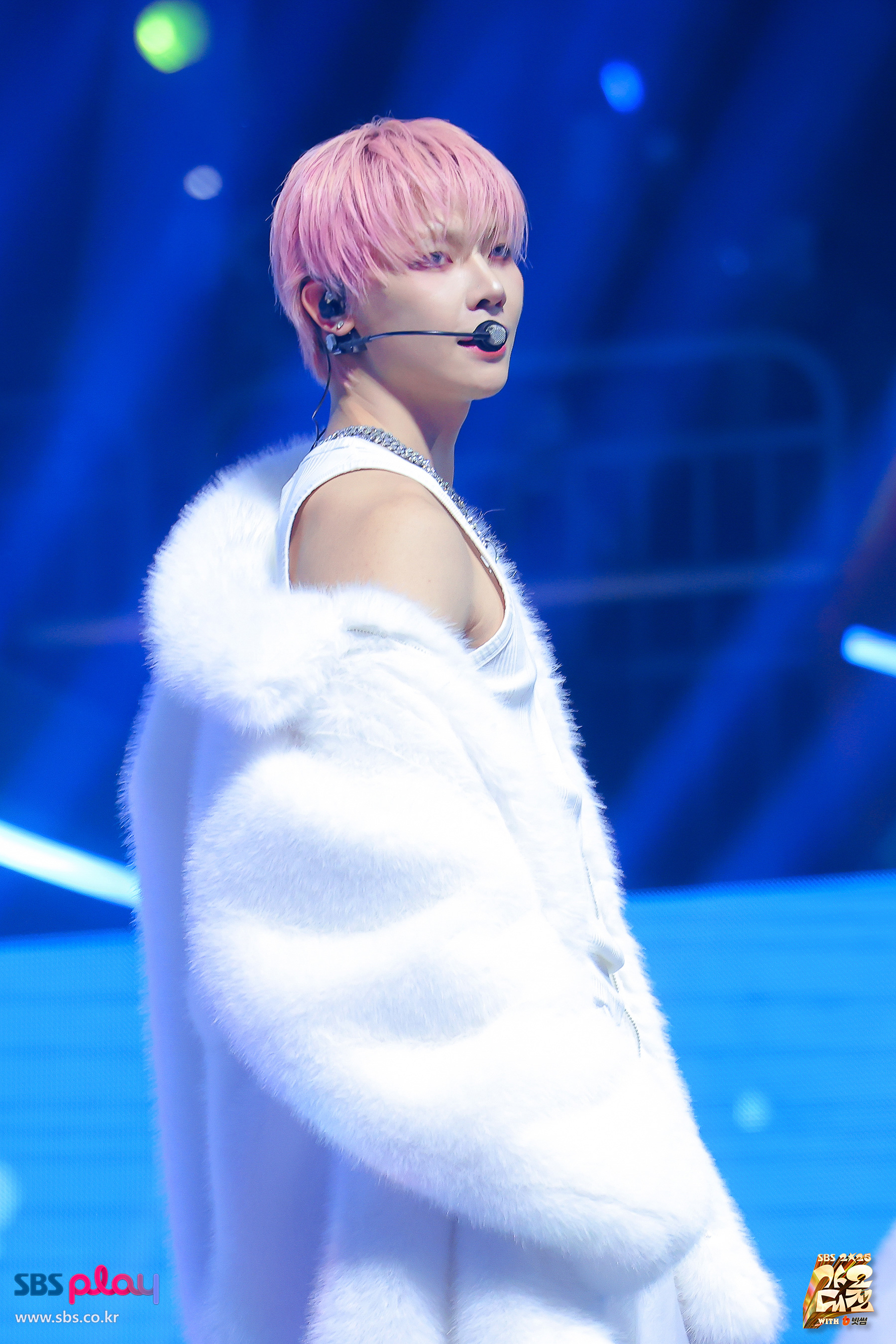 Behind-the-scenes cut of Nicholas (&TEAM)