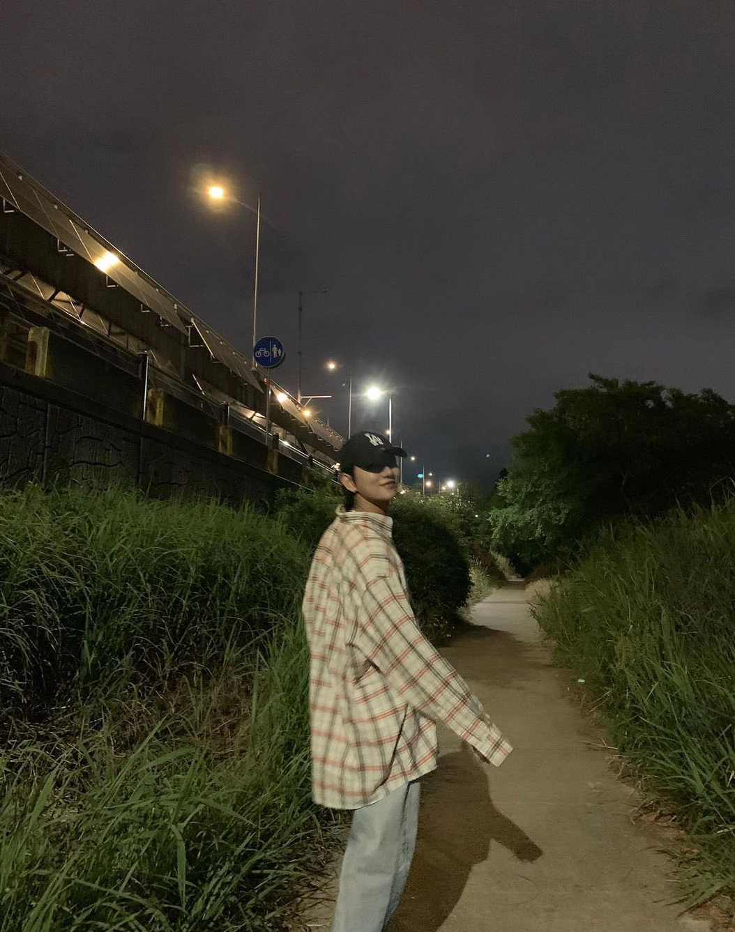 A moment captured by Joshua (SEVENTEEN)'s fan