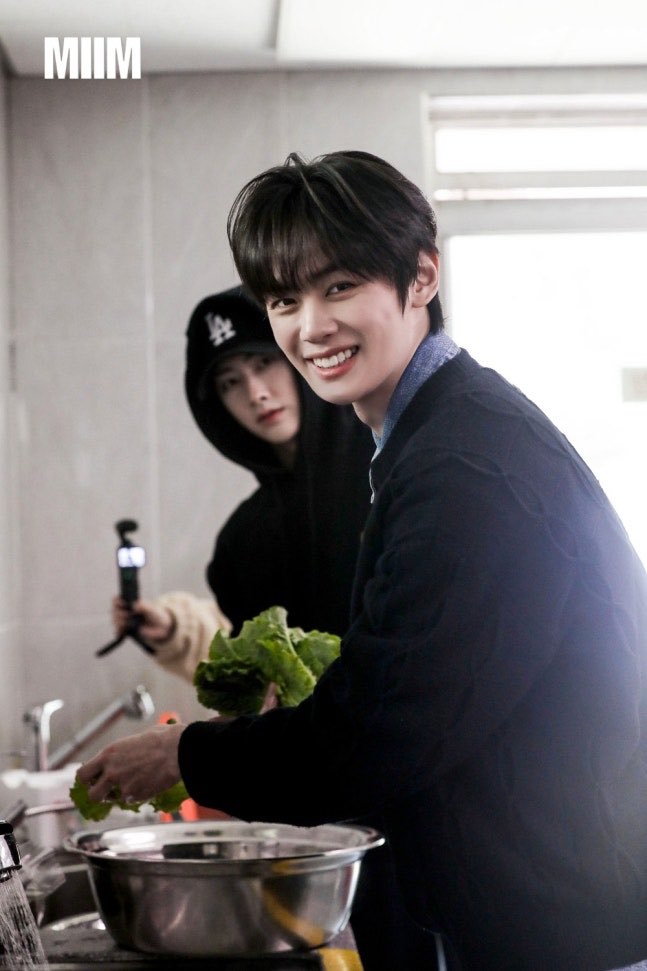 Recent activity shot of Kim Gyuvin