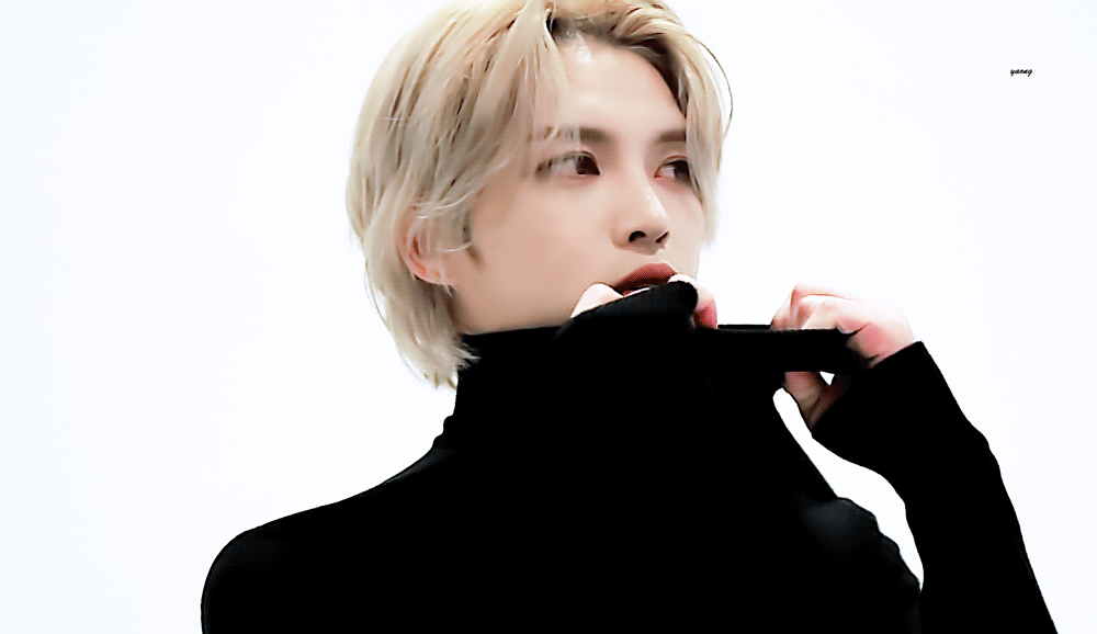 Behind-the-scenes cut of Kim Jaejoong (JX)