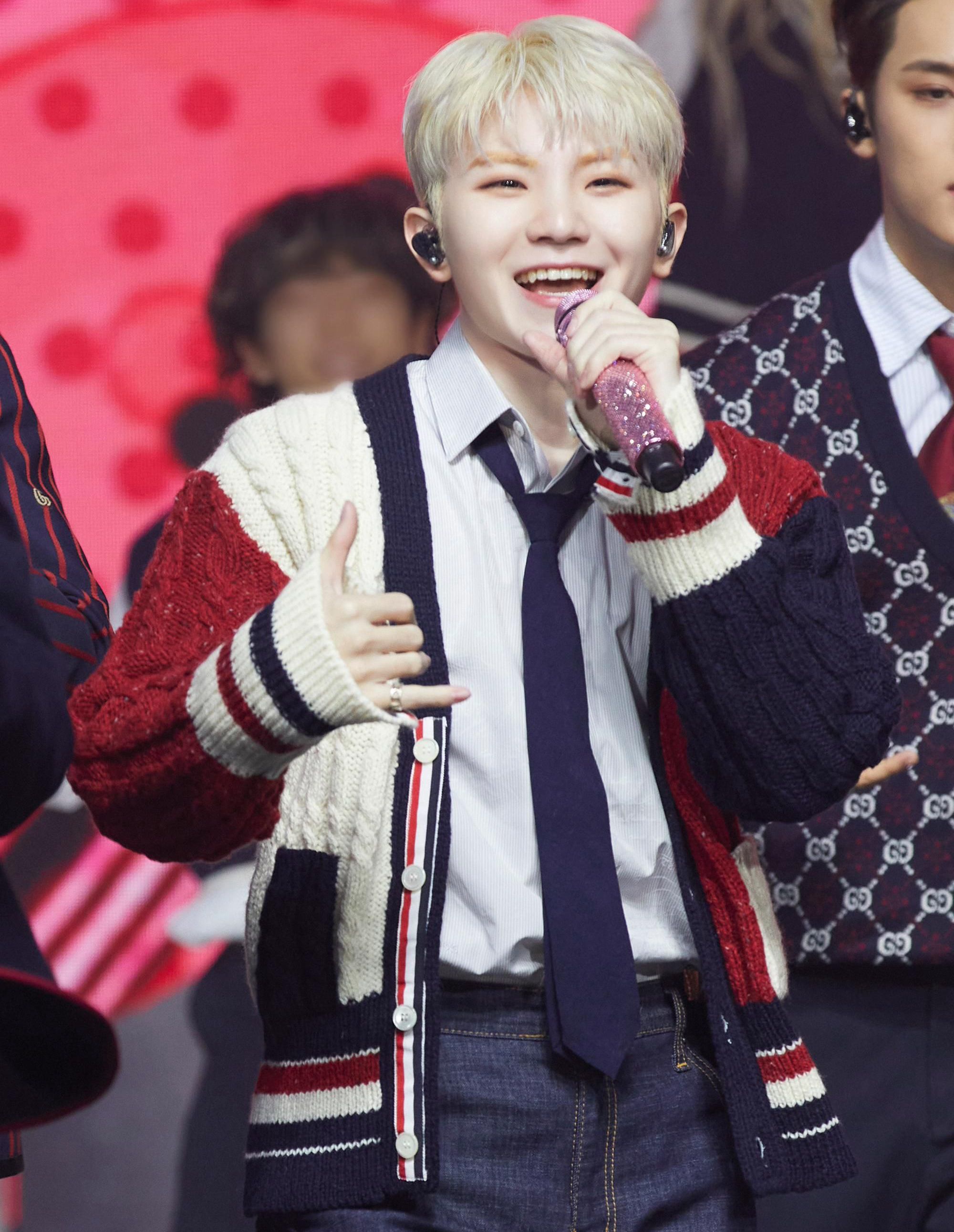 Behind-the-scenes cut of Woozi (SEVENTEEN)