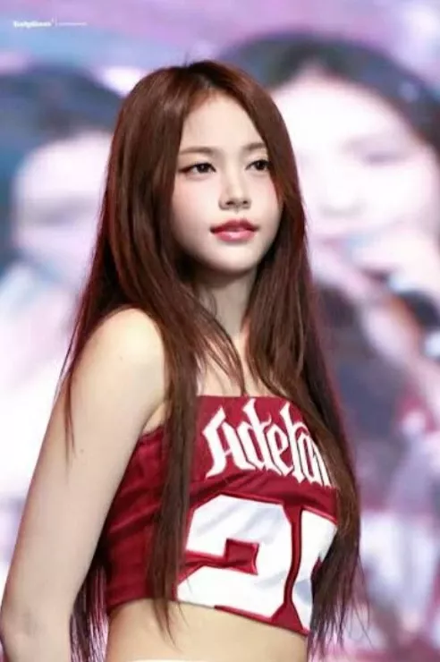 Foto aktivitas terbaru Carmen (Hearts2Hearts)