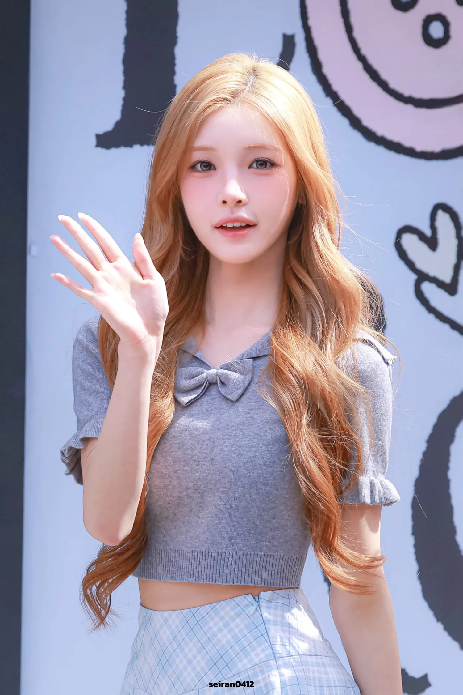 Behind-the-scenes cut of Yuha (Hearts2Hearts)