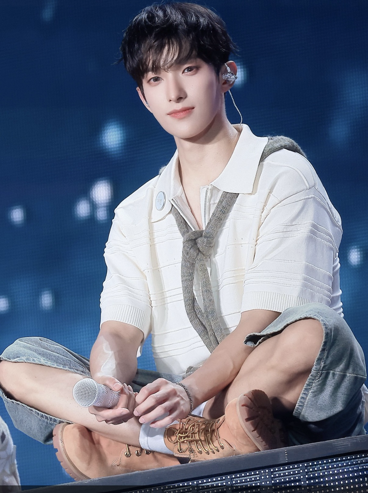 Behind-the-scenes cut of DK (SEVENTEEN)