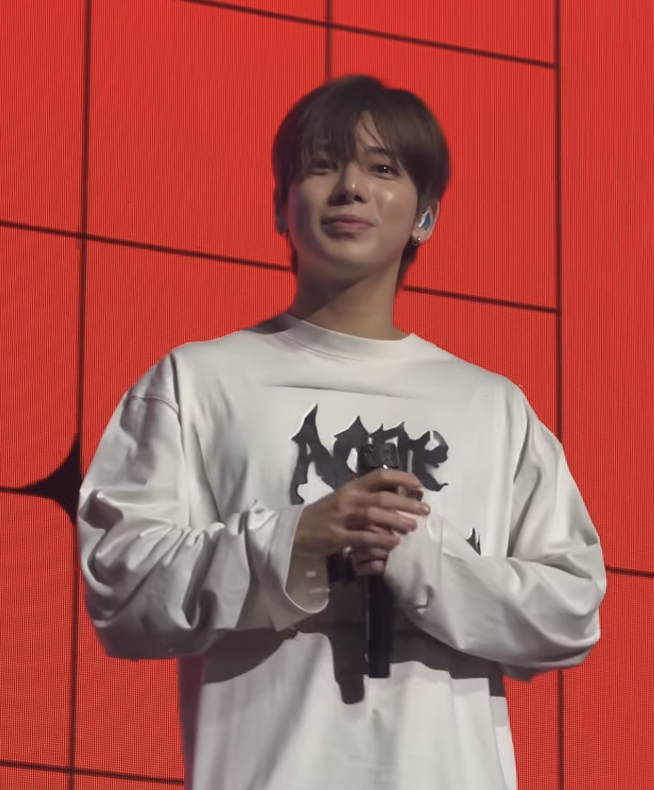 태현 (투모로우바이투게더)의 비하인드 컷