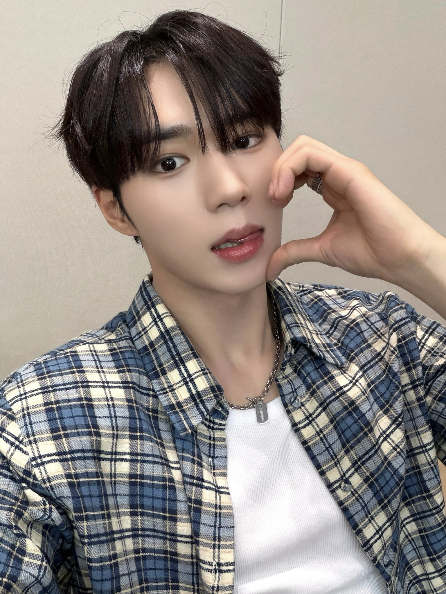 Recent activity shot of Kim Junseo (ALPHA DRIVE ONE)