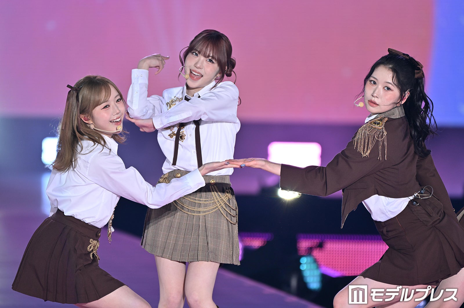 Recent activity shot of Kasahara Momona (ME:I)