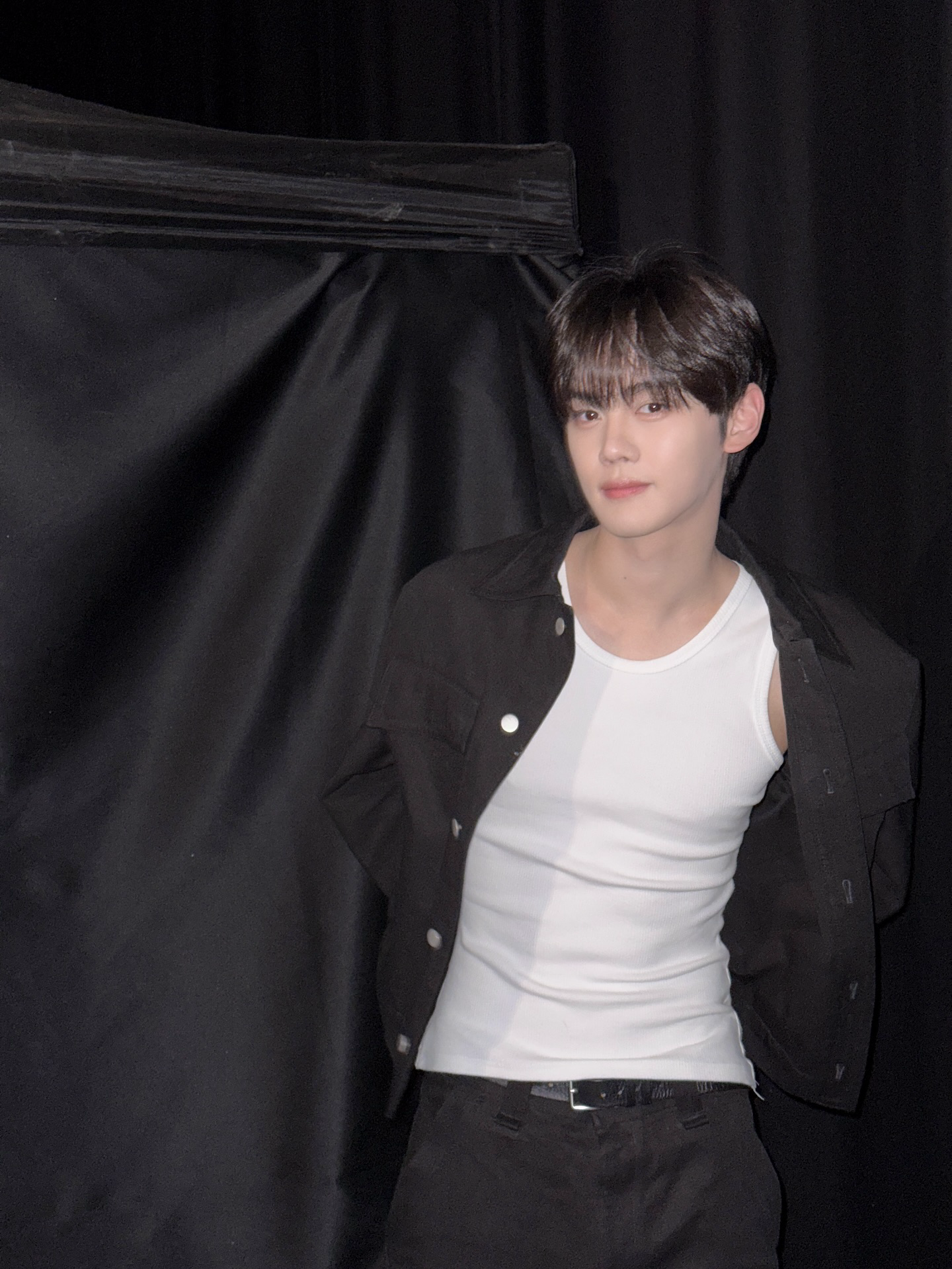 A moment captured by Kim Gyuvin (ZEROBASEONE)'s fan