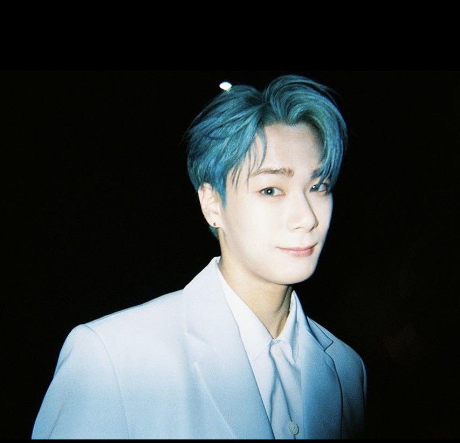 A moment captured by Moonbin (ASTRO)'s fan