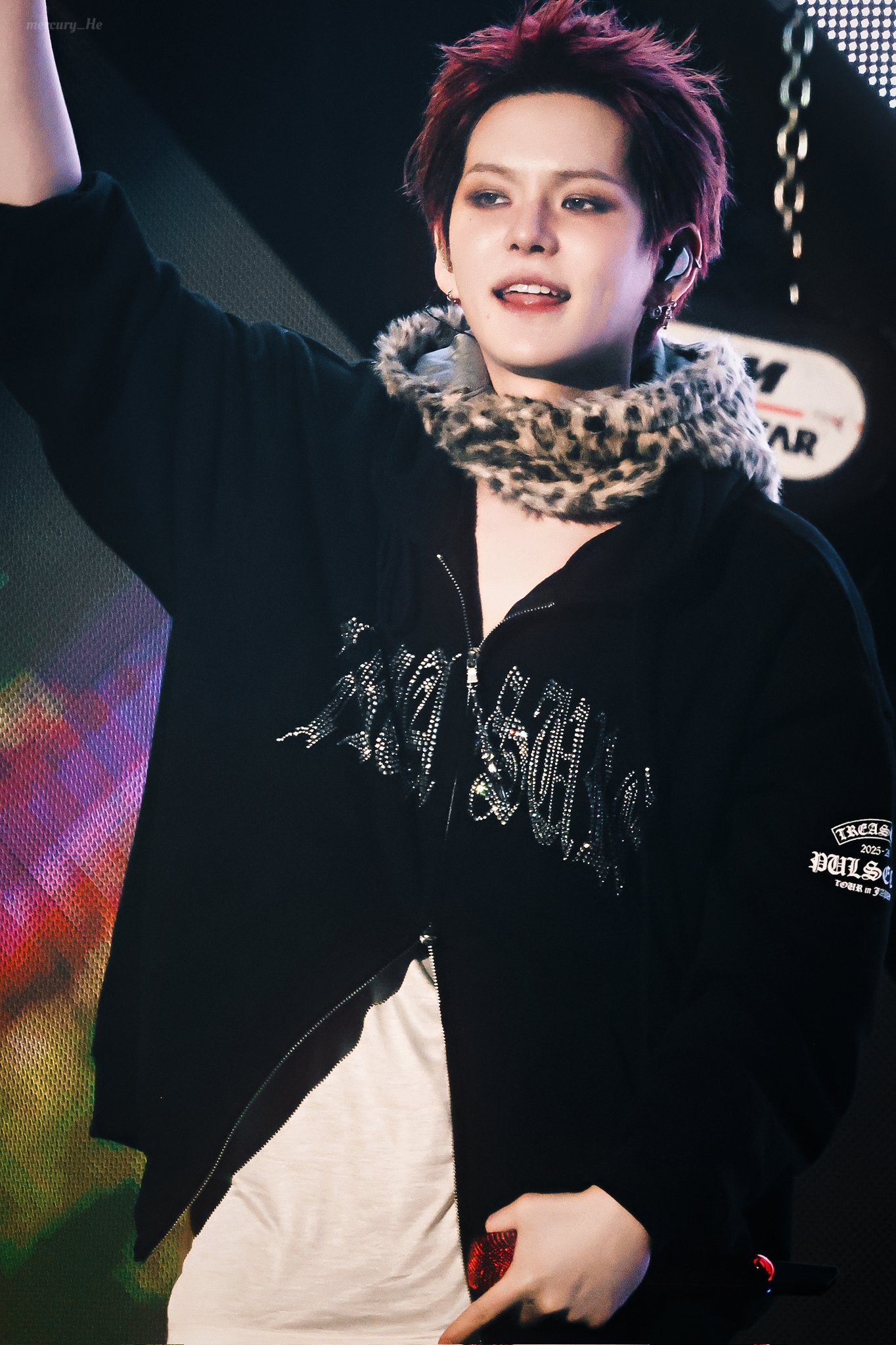 Latest photo of Yoshi (TREASURE)