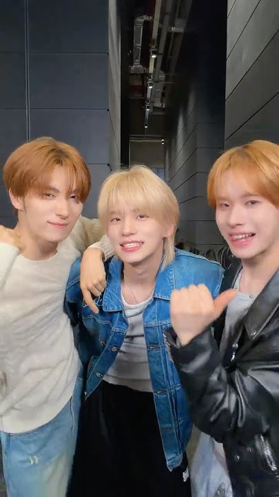 A heartfelt wallpaper shared by TWS's fans