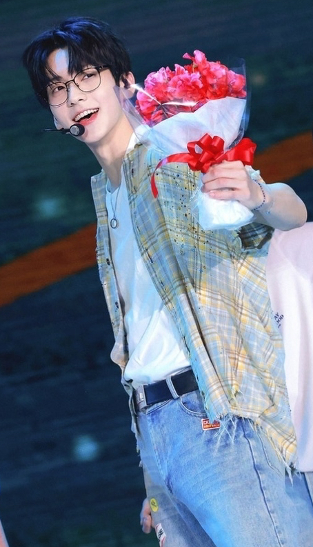 Fan-made special wallpaper for Soobin (TOMORROW X TOGETHER)