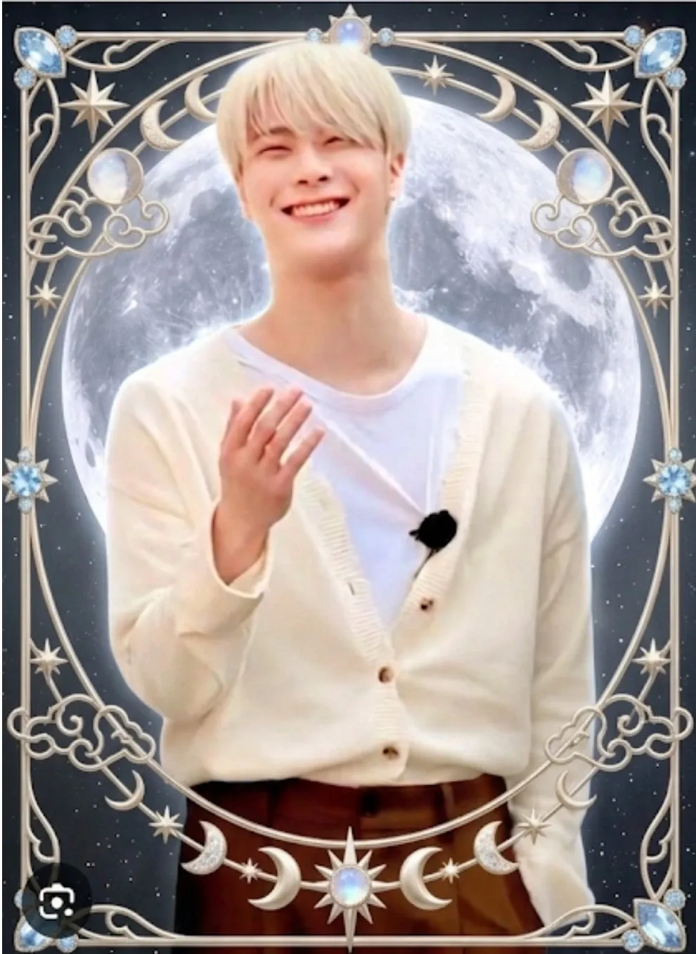 Latest photo of Moonbin (ASTRO)
