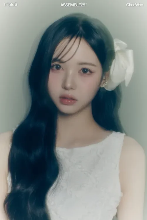 Recent activity shot of Kim Chaewon (tripleS)