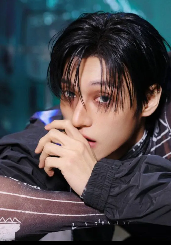 Behind-the-scenes cut of Wooyoung (ATEEZ)