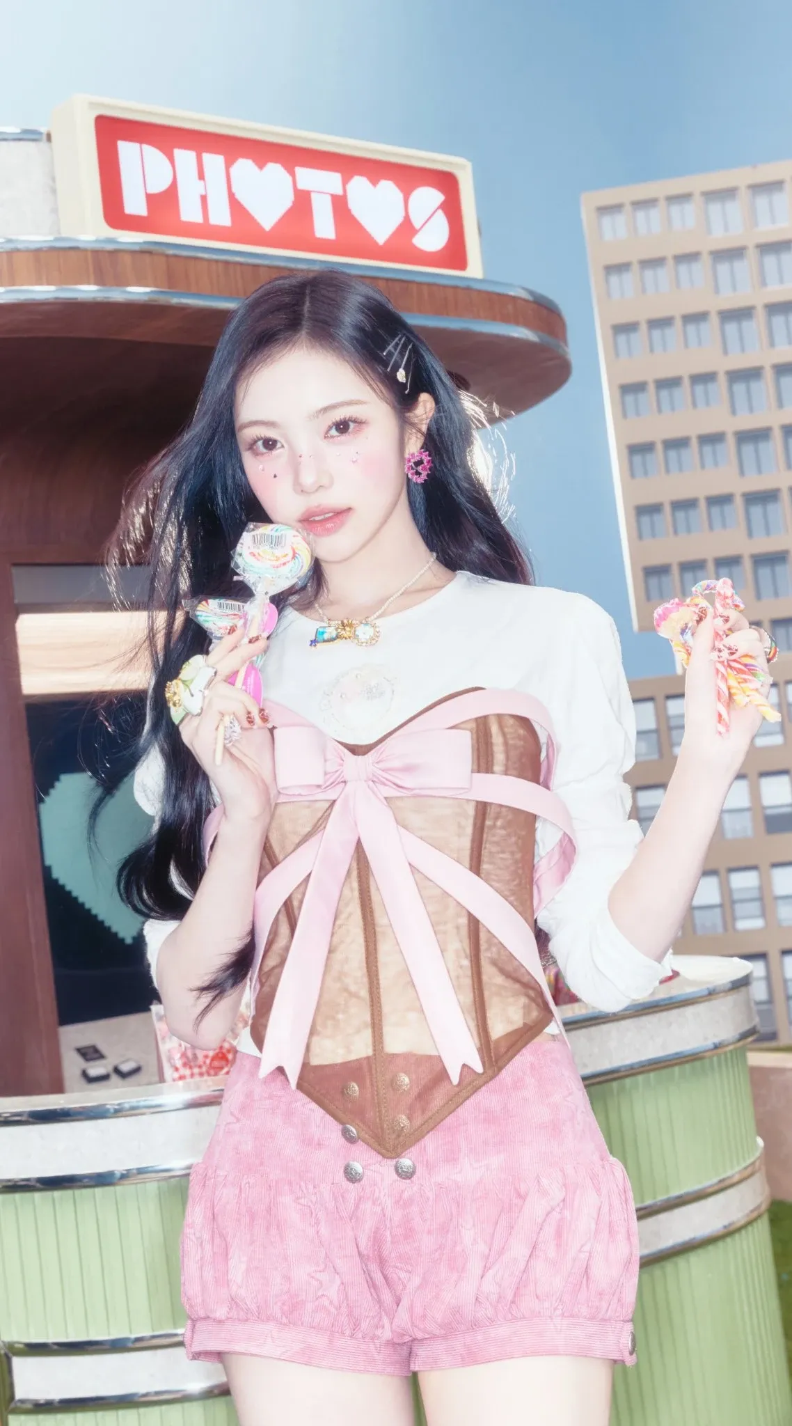 A heartfelt wallpaper shared by Ian (Hearts2Hearts)'s fans