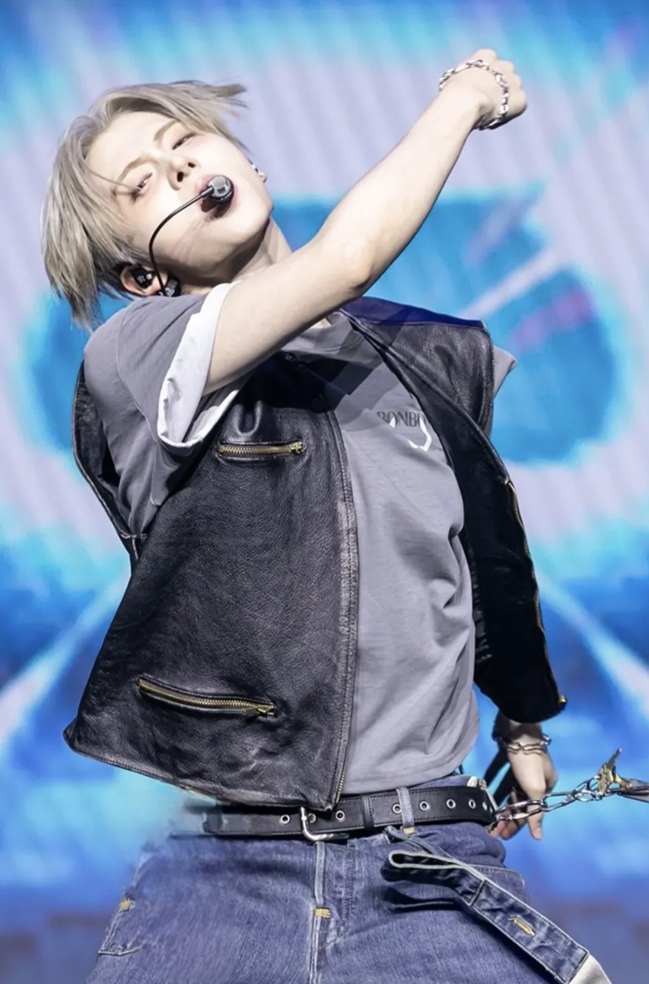 Behind-the-scenes cut of Lee Sangwon (ALPHA DRIVE ONE)