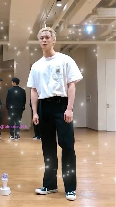 Behind-the-scenes cut of Moonbin (ASTRO)