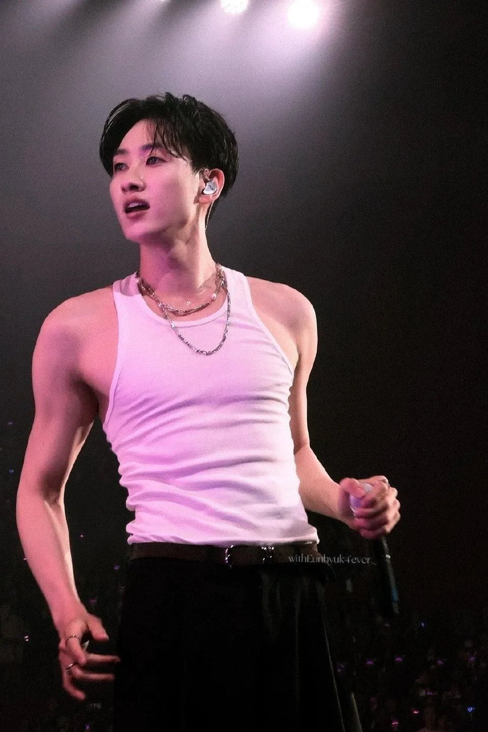 Latest photo of Eunhyuk (Super Junior)