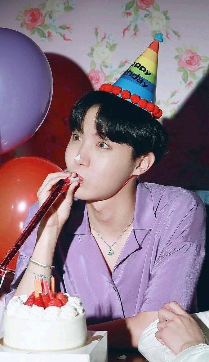 Fandom-recommended wallpaper image of j-hope (BTS)