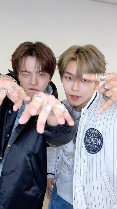 A heartfelt wallpaper shared by He Xinlong (ALPHA DRIVE ONE)'s fans