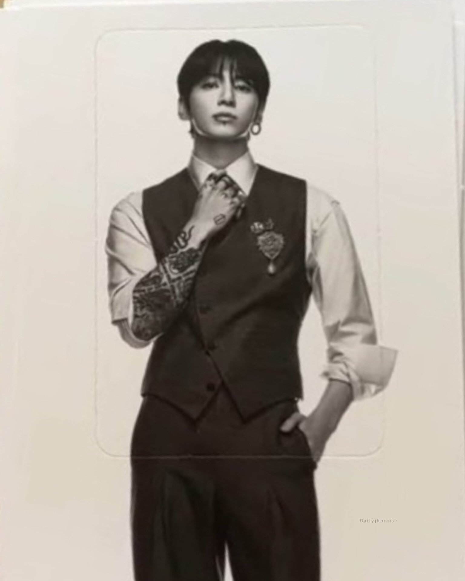 Behind-the-scenes cut of BTS