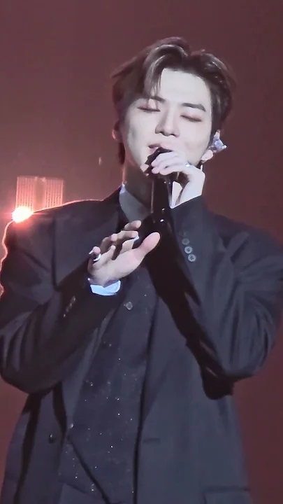 강다니엘의 비하인드 컷